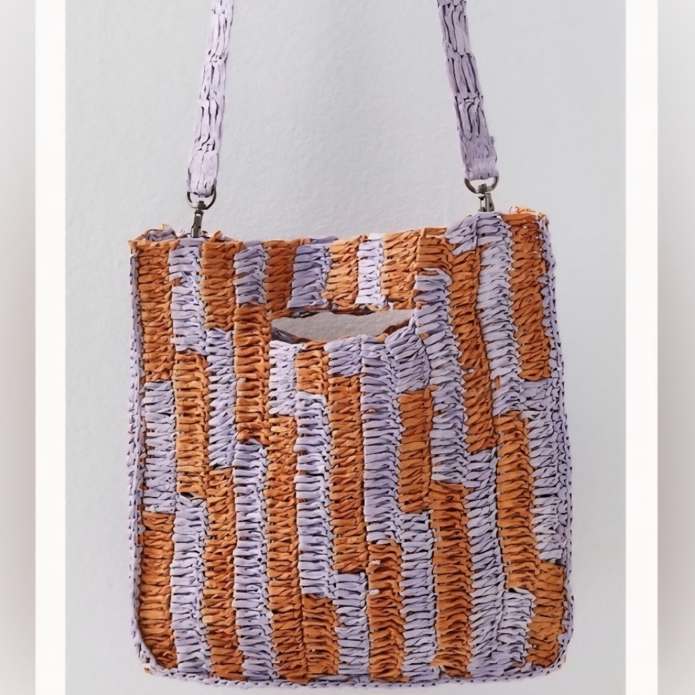 NWOT Free People Brunch Date Lightweight Raffia Straw Clutch/Crossbody Bag